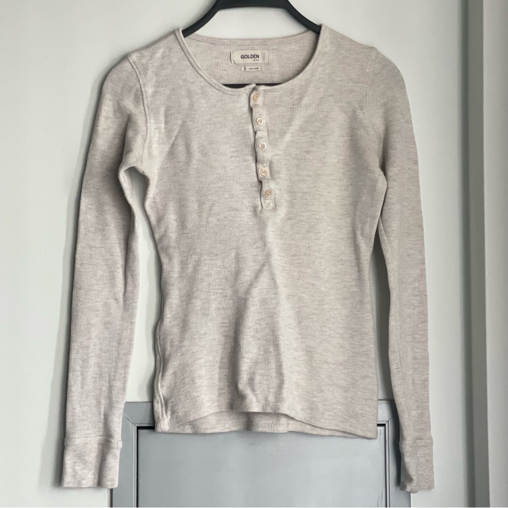 ARITZIA GOLDEN By TNA Beige Long Sleeve Henley Top